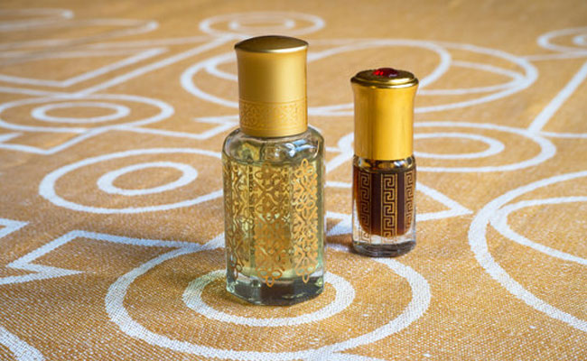 Aroma Attar: Embracing the Essence of Fragrance